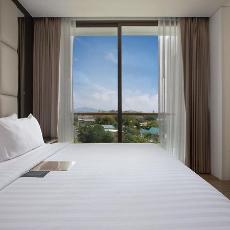 Elite Atoll Serviced Apartments Phuket Rawai Екстериор снимка