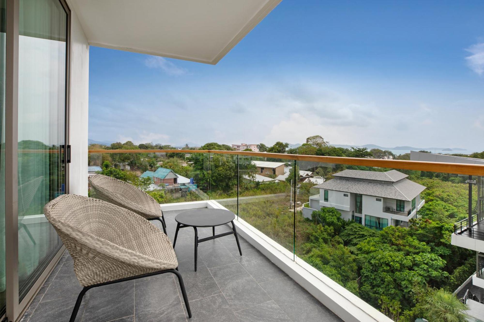 Elite Atoll Serviced Apartments Phuket Rawai Екстериор снимка